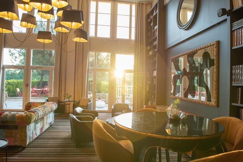 Renaissance Paris Hippodrome De St. Cloud Hotel Рюей-Мальмезон Екстер'єр фото