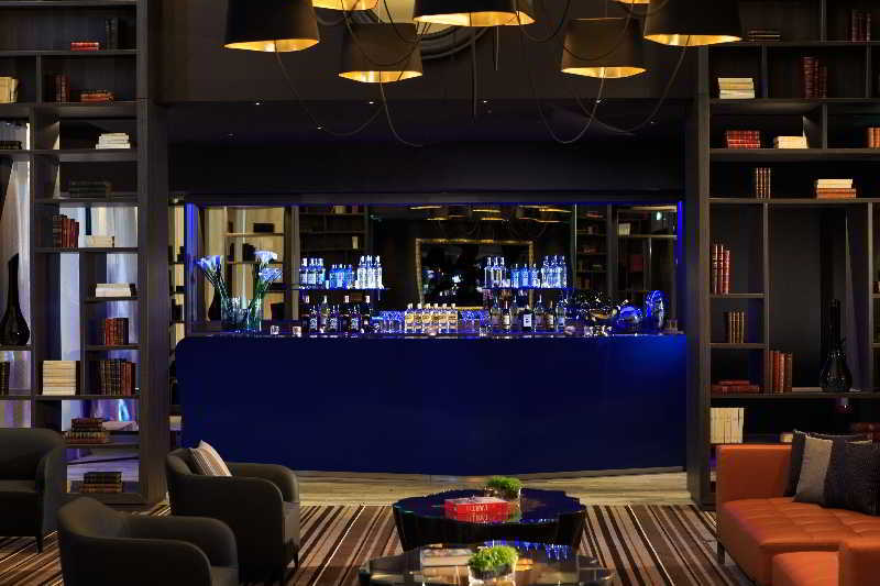 Renaissance Paris Hippodrome De St. Cloud Hotel Рюей-Мальмезон Екстер'єр фото