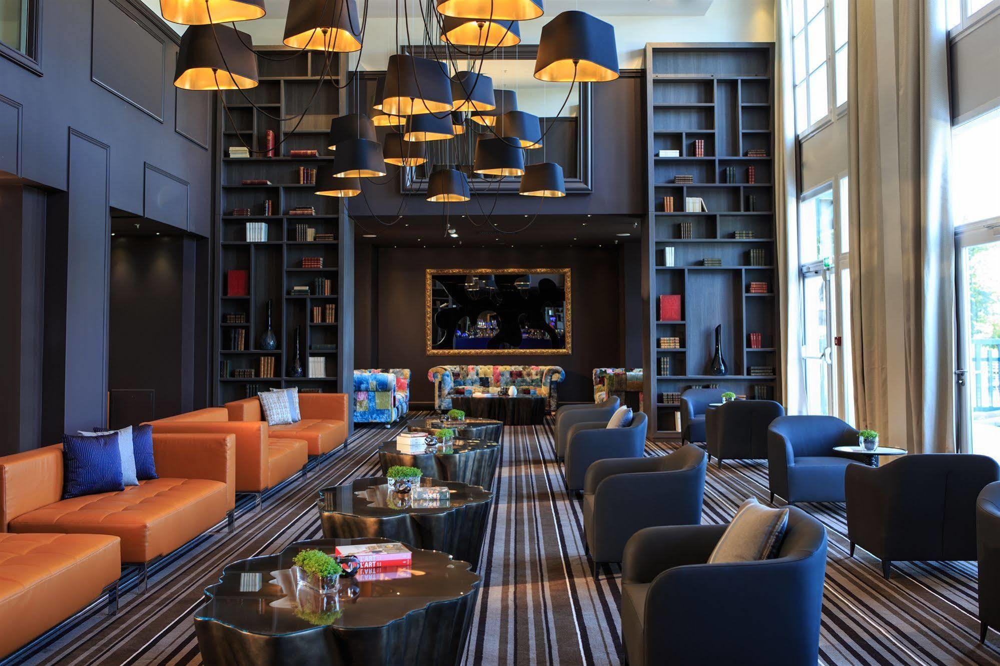 Renaissance Paris Hippodrome De St. Cloud Hotel Рюей-Мальмезон Екстер'єр фото