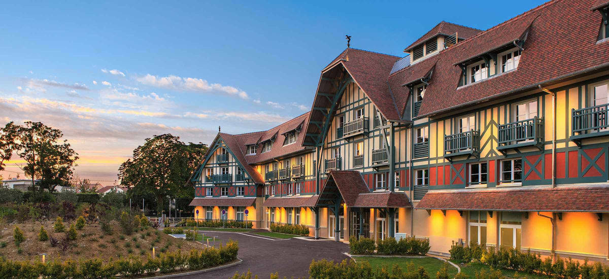 Renaissance Paris Hippodrome De St. Cloud Hotel Рюей-Мальмезон Екстер'єр фото